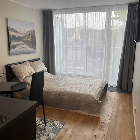 Cozy Aisa Apartment