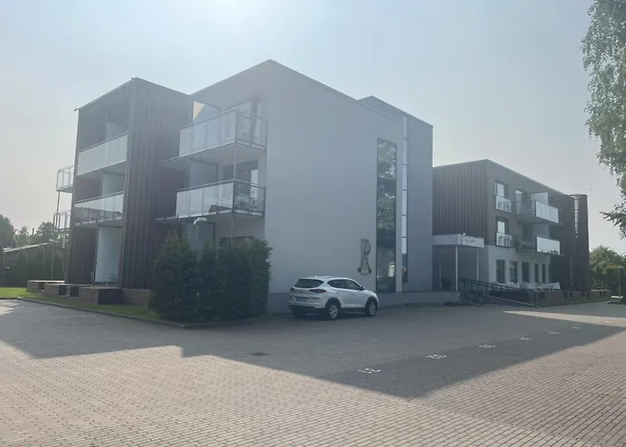 Cozy Aisa Apartament Parnawa